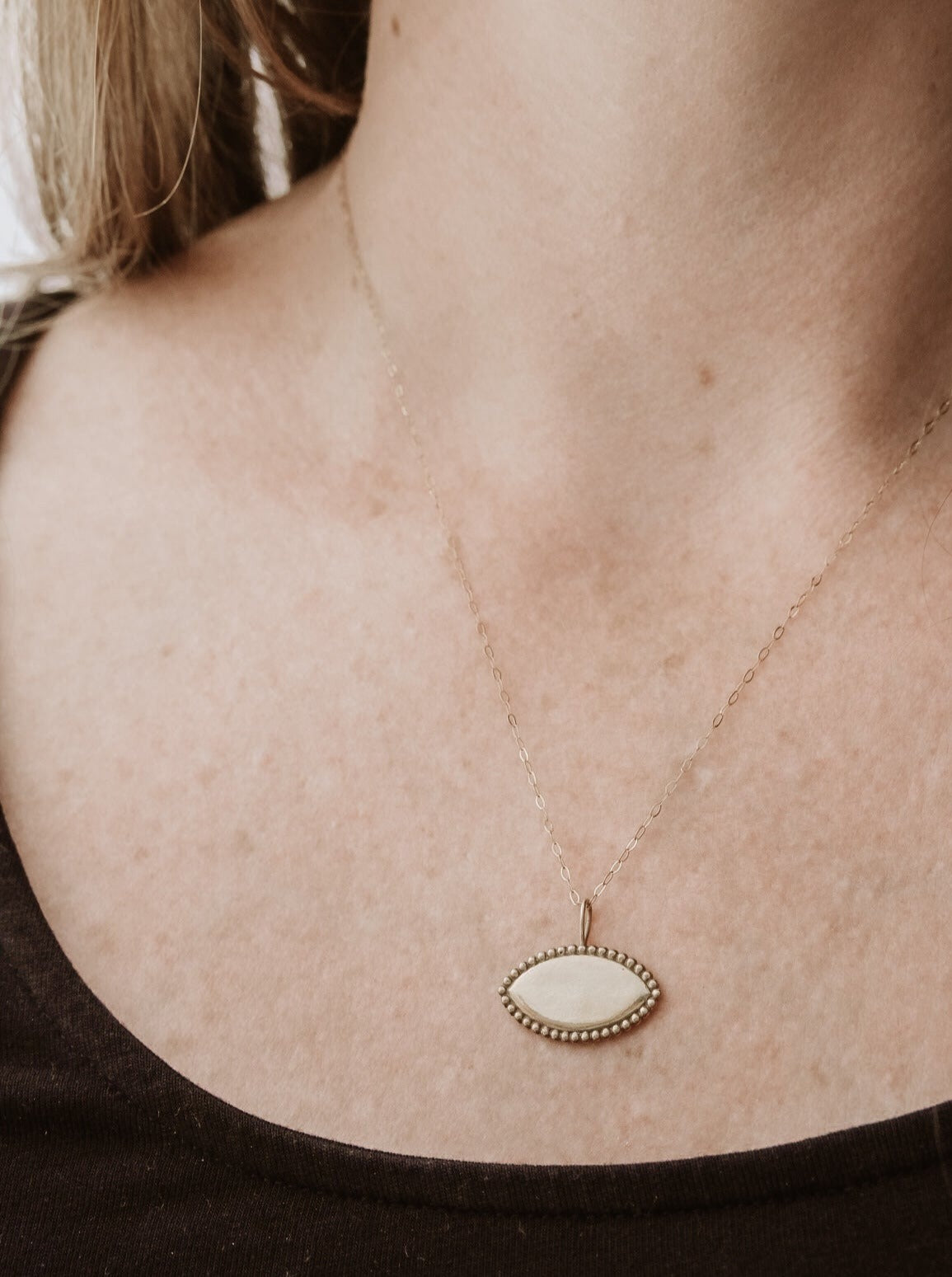 Eye Aniseed Pendant