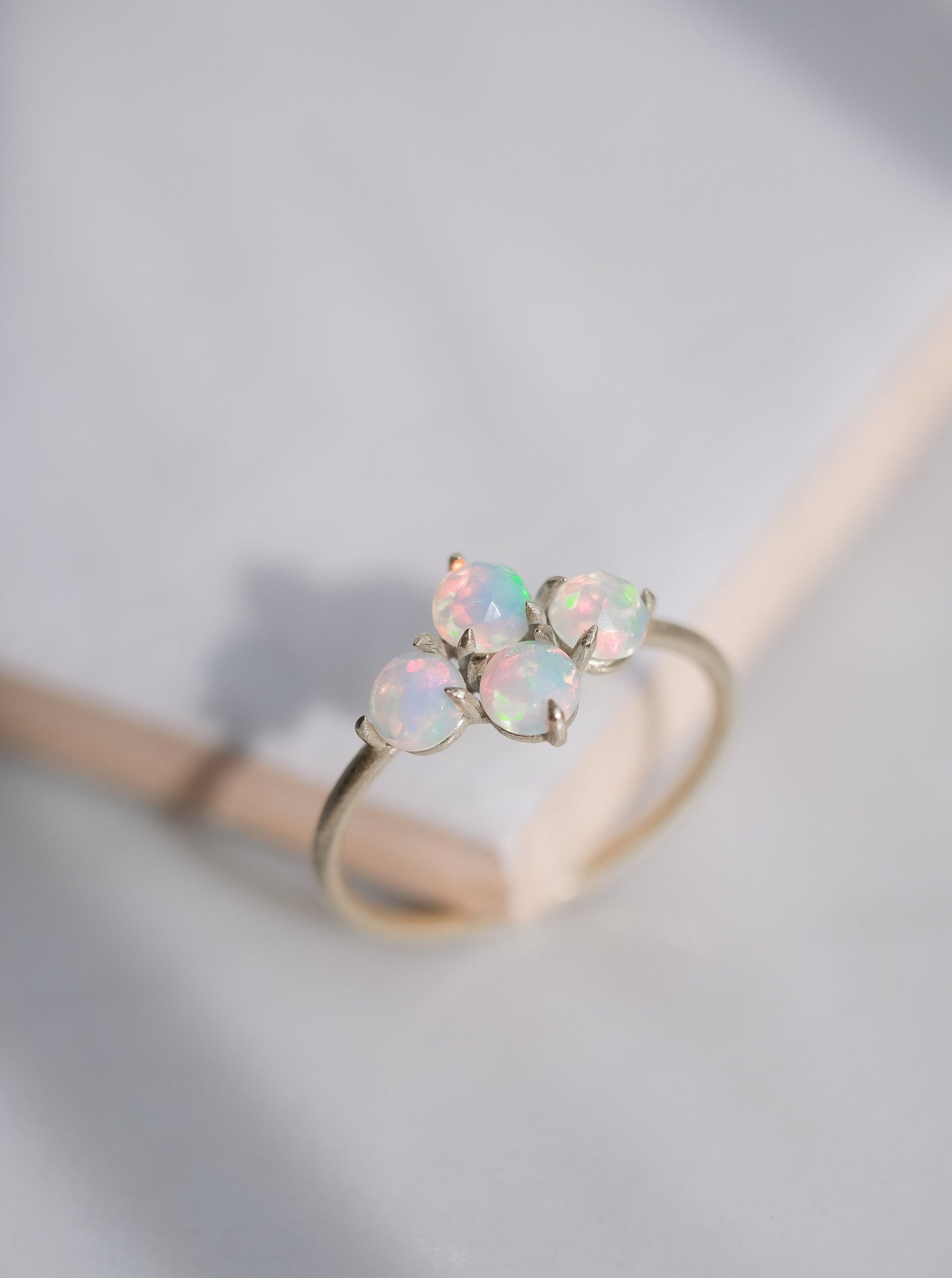 Clover Opal